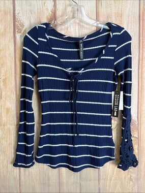 NWT Design Lab Lord and Taylor Tie Up Lace Bell Sleeve Striped Top Size XS
